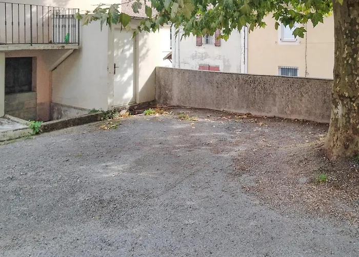 Apartamento 2 Bedroom Stunning In *